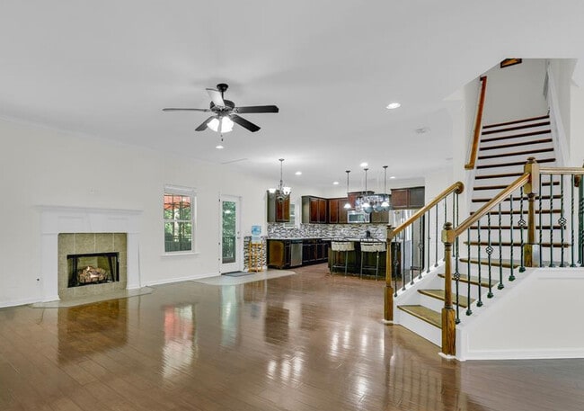 Building Photo - 104 Veranda Trail