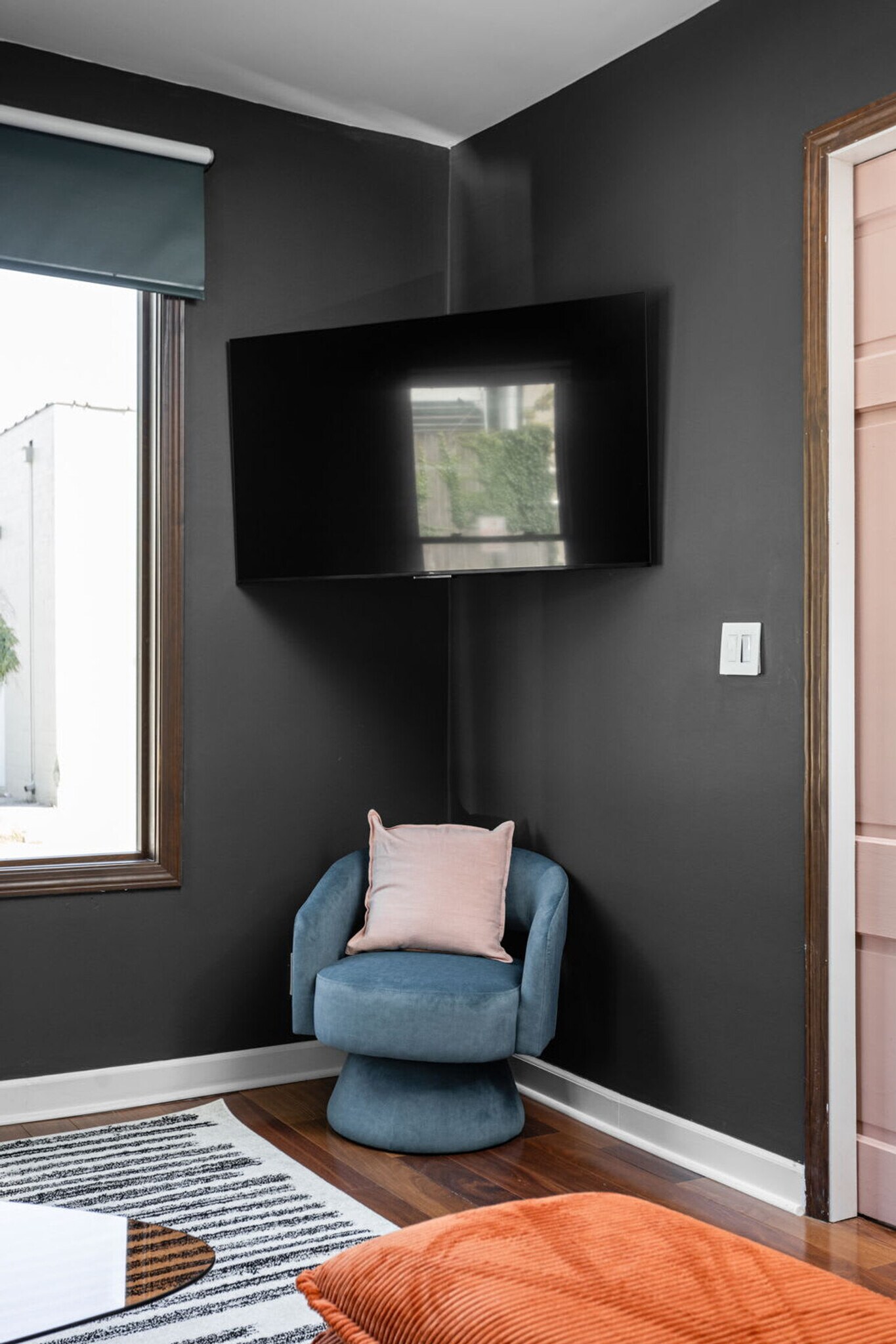 Building Photo - 525 E North St