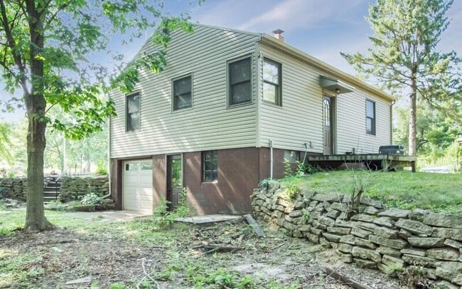 Building Photo - 3722 S Duff Ave