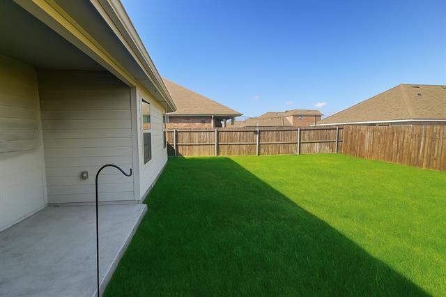 Building Photo - 612 Stampede Ln