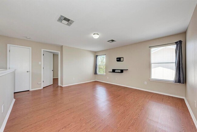 Building Photo - 289 Drystone Trail
