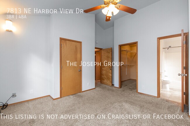 Building Photo - 3-bedroom, 3.5-bathroom charmer in Poulsbo!