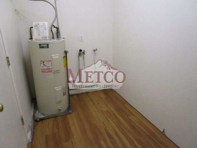 Building Photo - Charming 3 bedroom home in Cottage Grove