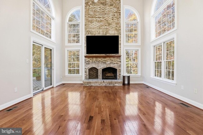 Building Photo - 18136 Hayloft Dr