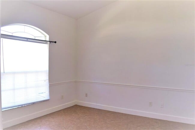 Building Photo - 4444 SW 115th St