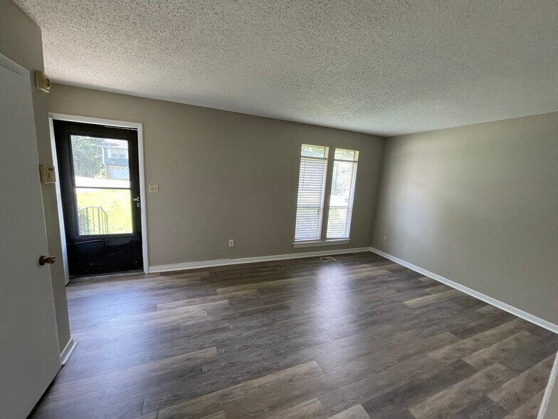 Living Room - 5241 Cornell Drive