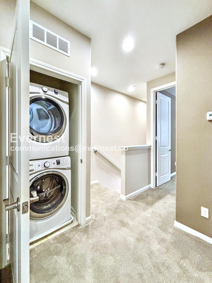 Building Photo - 44064 Calle Luz