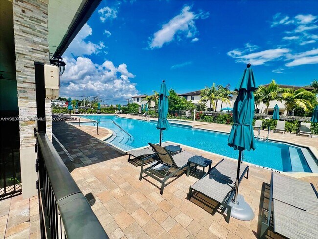 Building Photo - 25532 SW 108th Ave