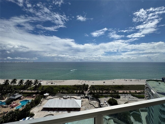 Building Photo - 5161 Collins Ave