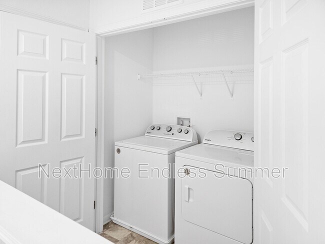 Building Photo - 35 Mustard Hl Ct