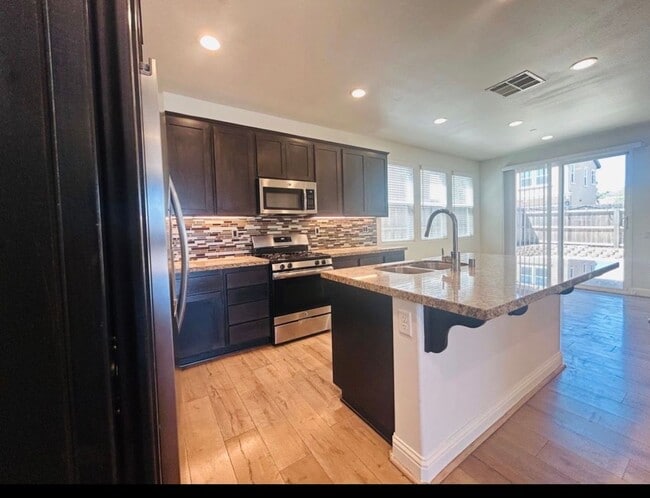 Building Photo - 1172 Fox Field Ln