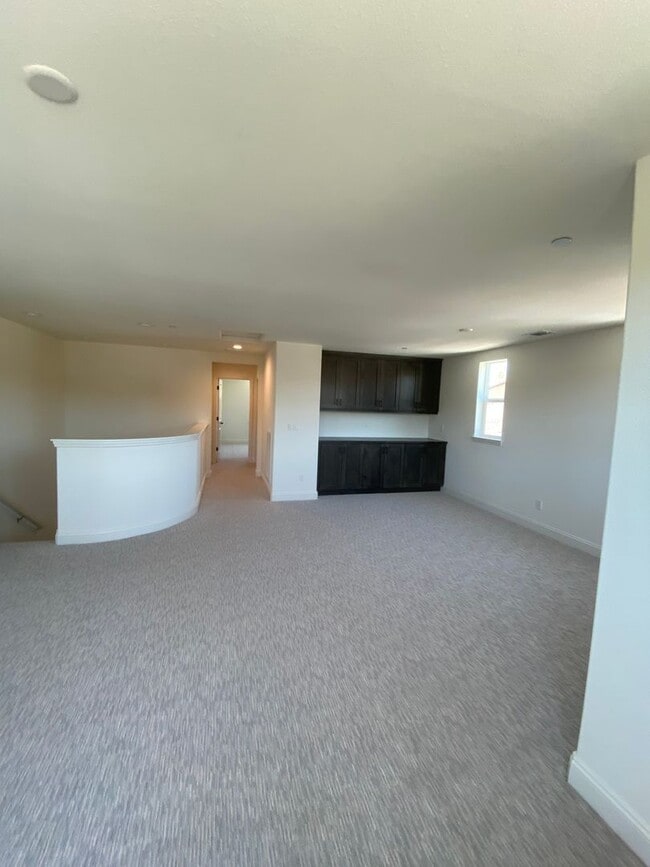 Building Photo - Modern Dog Friendly Town-home in the Orcutt Hills