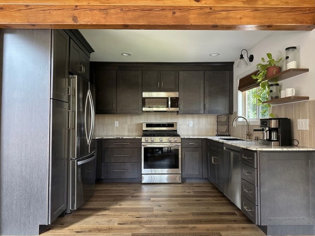 Building Photo - 22374 Glenwood Dr