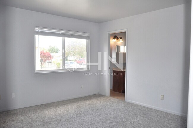 Building Photo - 6568 Flanders Dr