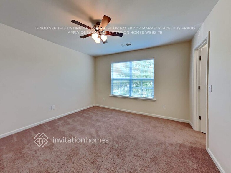 Building Photo - 170 Rainberry Dr