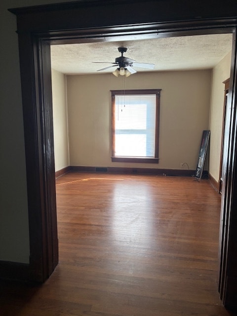 Building Photo - 521 S Main St