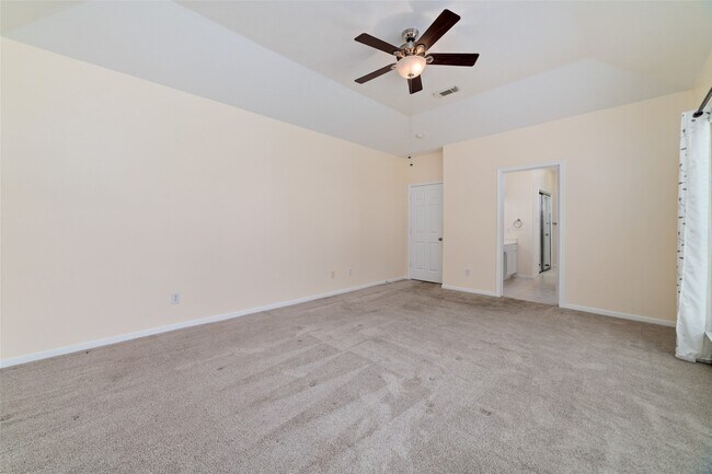 Building Photo - 22531 Heather Way Ct