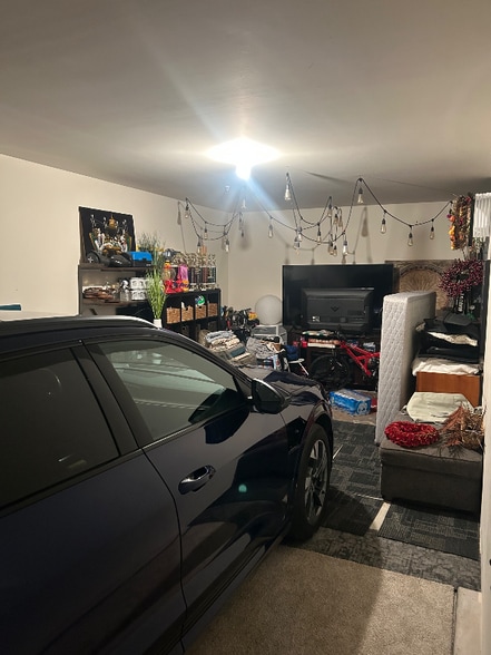 Building Photo - 1251 Townline Rd