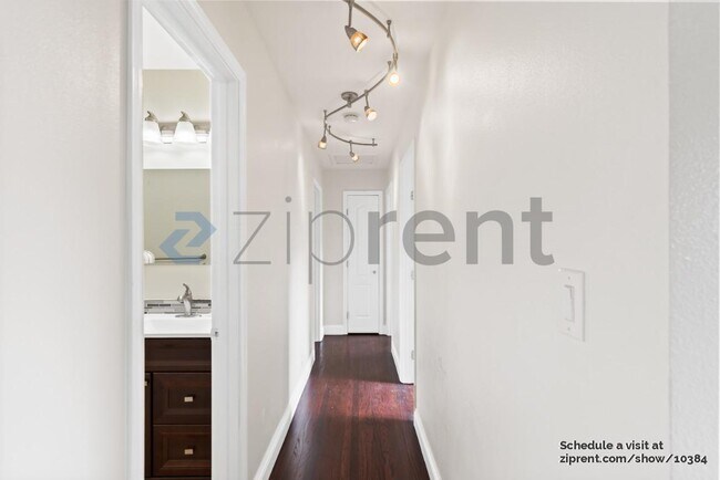 Building Photo - 3078 Deseret Dr