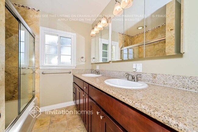 Building Photo - 7800 Radford Ave