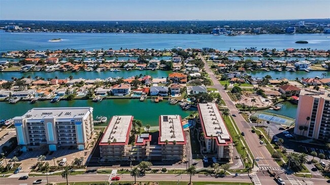Building Photo - 105 Island Way