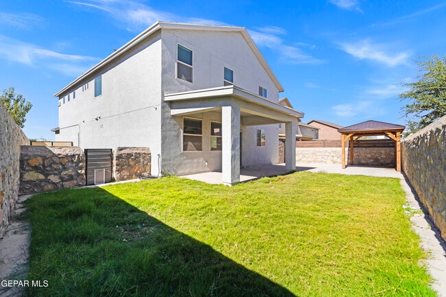 Building Photo - 4524 McBee Ct