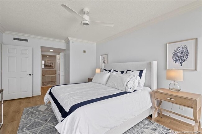 Building Photo - 3702 N Hwy A1A