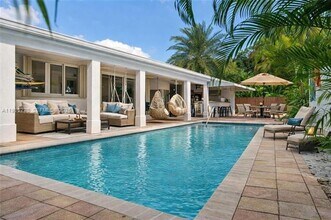 Building Photo - 8300 SW 31st St