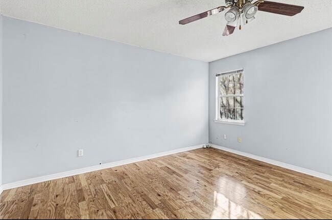 Building Photo - 6474B Cedar Bend Ct
