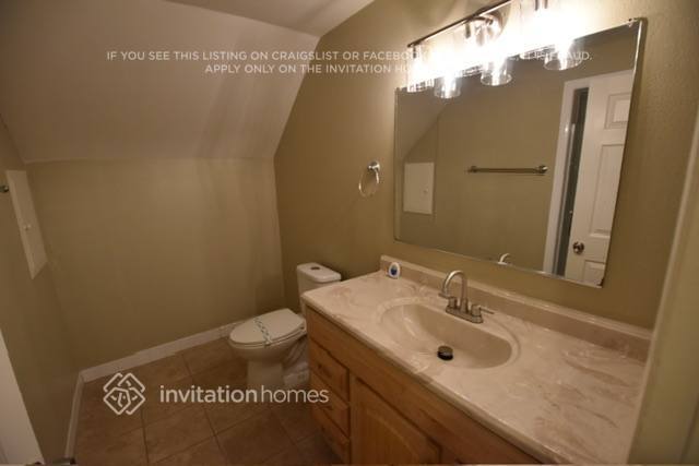 Building Photo - 2025 S Main St