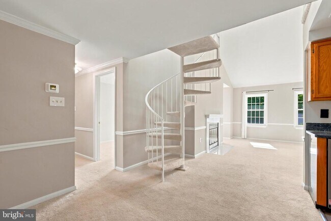 Building Photo - 12287 Wadsworth Way