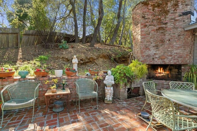 Building Photo - Spacious Saratoga Retreat with Timeless Character