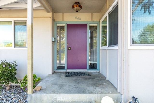 Building Photo - 668 Patricia Dr