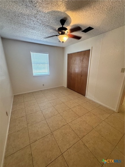 Building Photo - 213 Versailles St