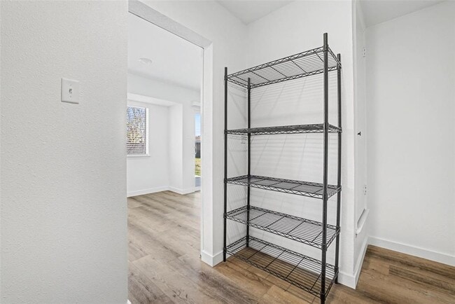 Building Photo - 1403 Greenfield Dr