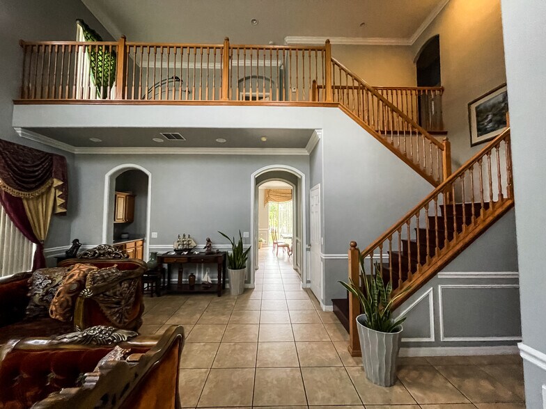 Building Photo - 1114 Darnaby Way