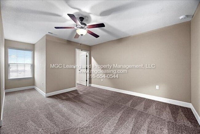 Building Photo - Timber Trails Townhome - Ask About our Reduced Rate with a 15 Month Lease!