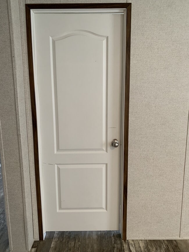 Building Photo - 100 Bristol St