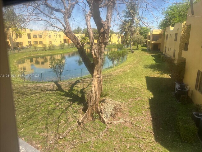 Building Photo - 590 NW 114th Ave