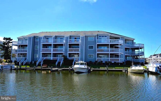 Primary Photo - 12301 Jamaica Ave