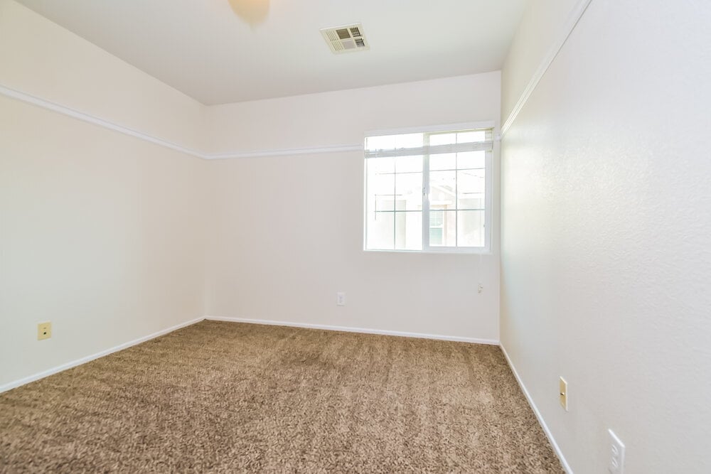 Building Photo - 7453 Showy Ct