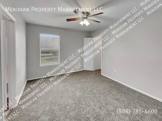 Building Photo - 531 N. Clinton-
