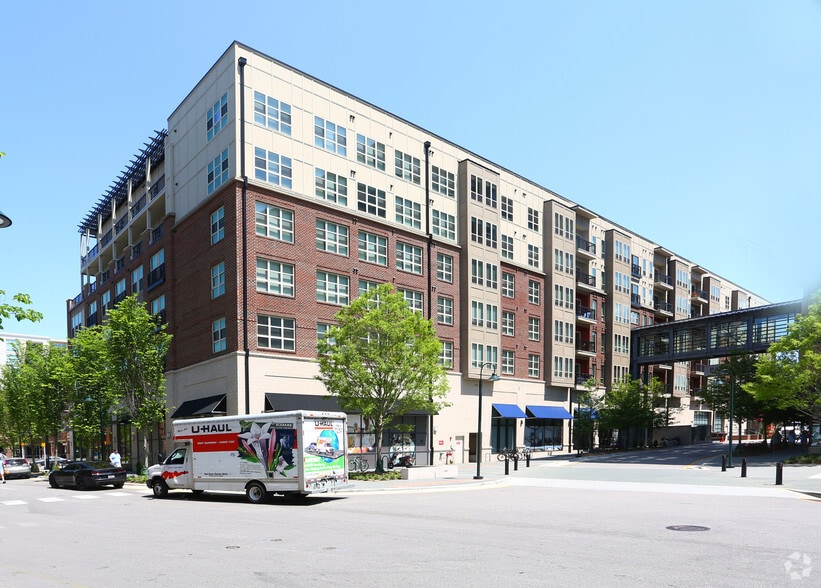 Primary Photo - Carolina Square