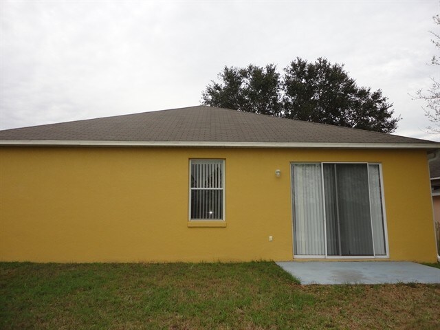 Building Photo - 3415 Bellingham Dr
