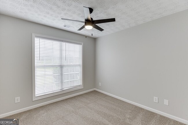 Building Photo - 164 Beacon Dr