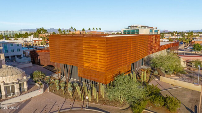 Building Photo - 3801 N Goldwater Blvd