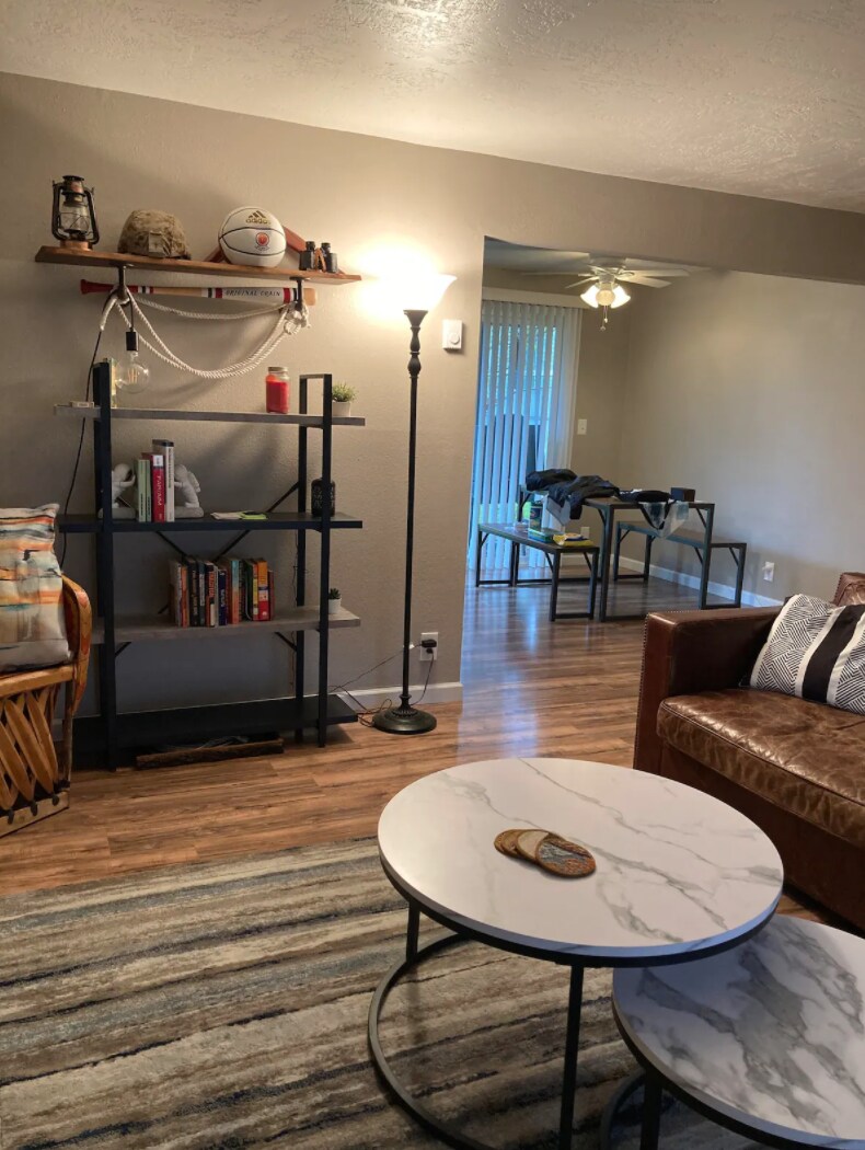 Building Photo - 2863 Applewood Ln