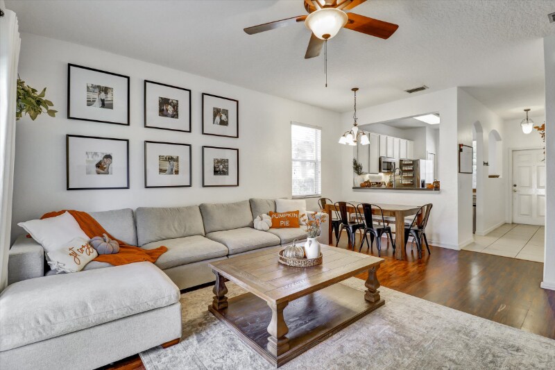 Building Photo - 2761 Retreat View Cir