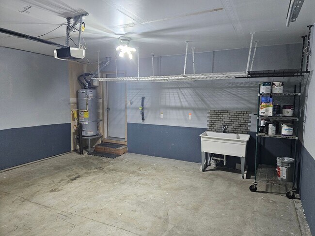 Building Photo - 14906 99th Way Southeast
