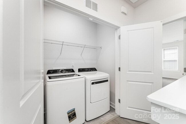 Building Photo - 1311 Cerium Wy